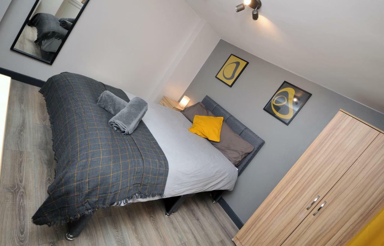 Stone'S Throw City Centre - Tv In Every Bedroom! Swansea Exteriér fotografie